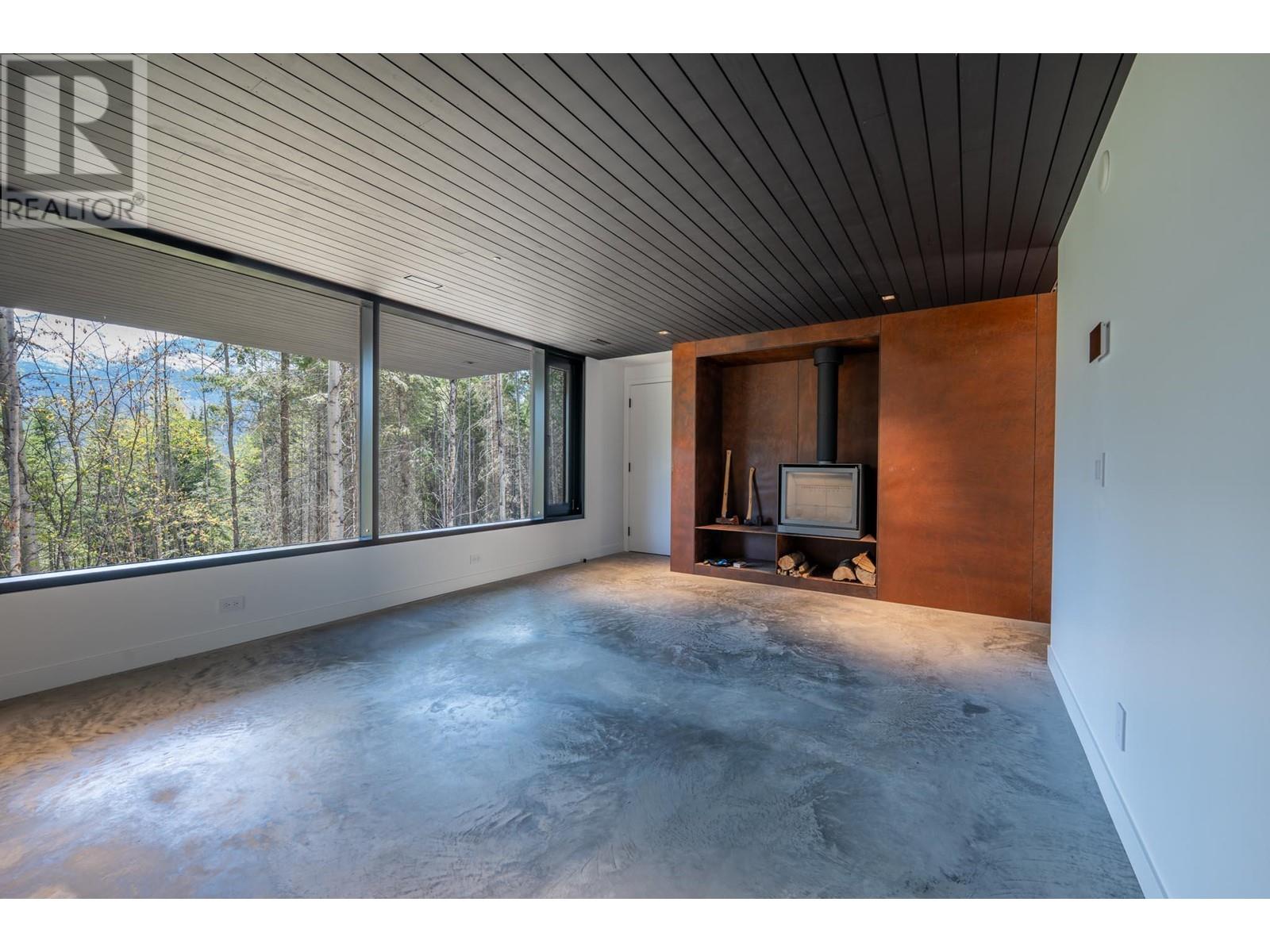 2060 Mcmurdo Road Property Photo 16