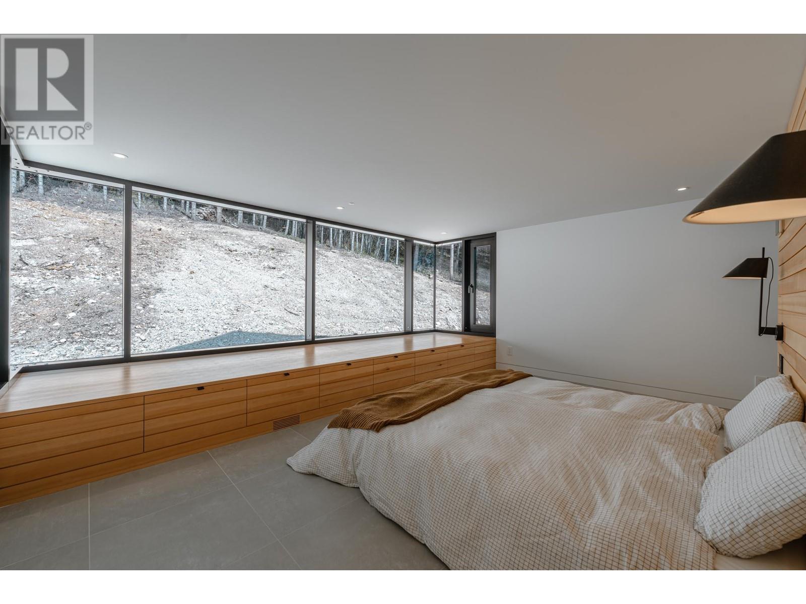 2060 Mcmurdo Road Property Photo 43