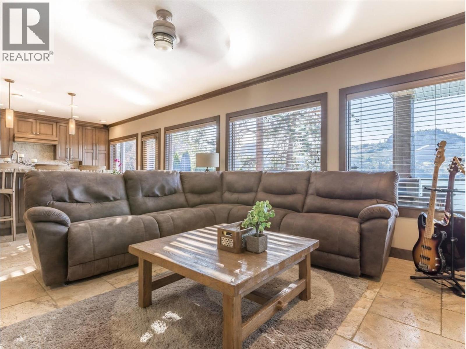 15010 & 15020 Tamarack Drive Property Photo 9