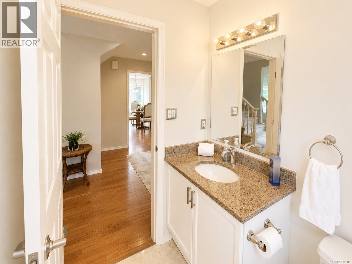 3639 Farnsworth Rd Property Photo 11