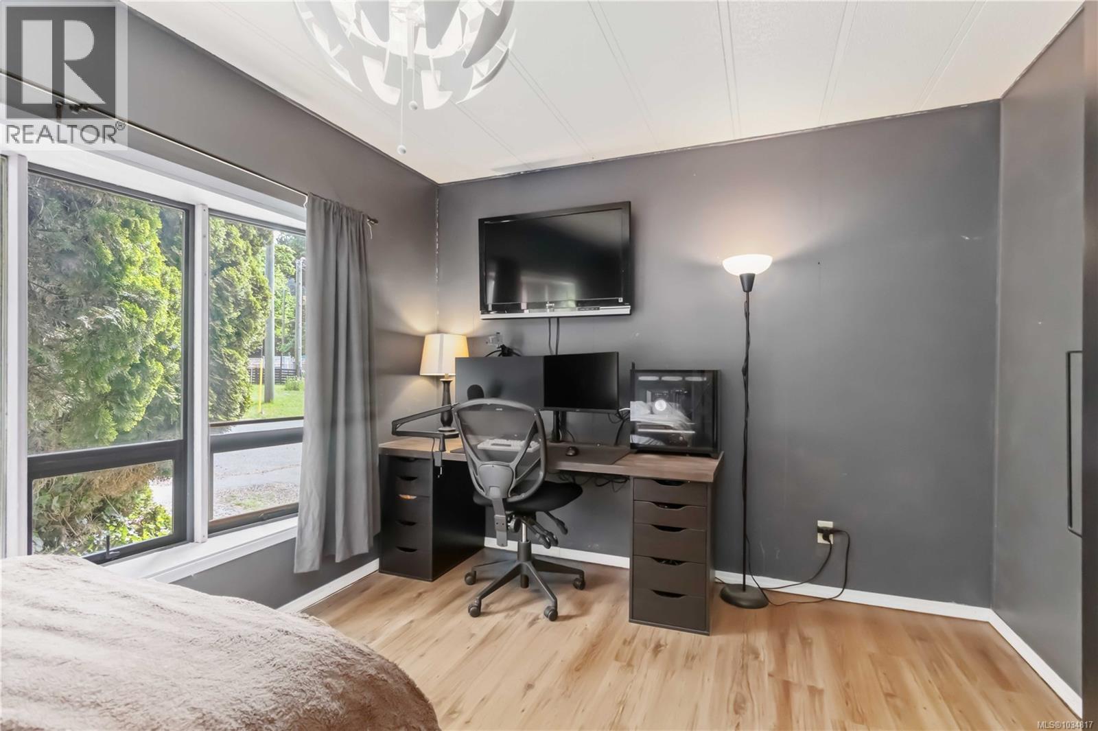 3 2670 Sooke River Rd Property Photo 25