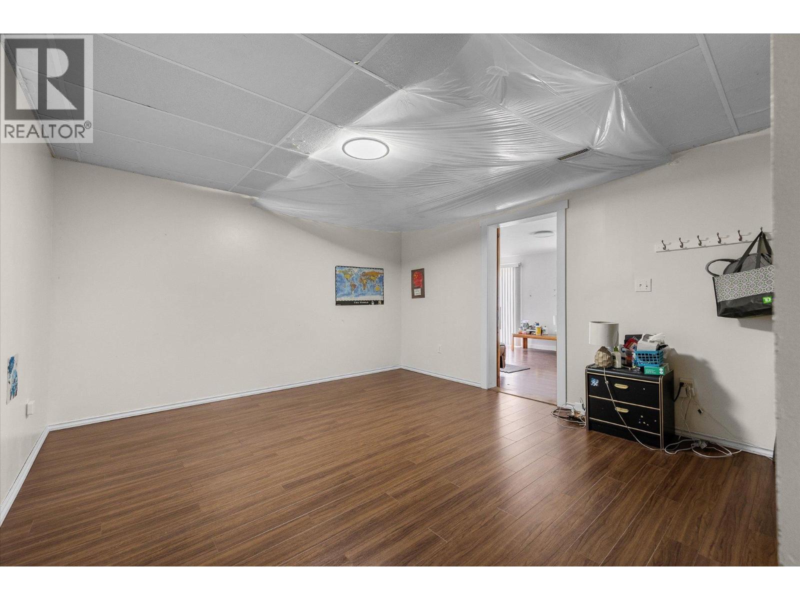 848 Webster Road Property Photo 18