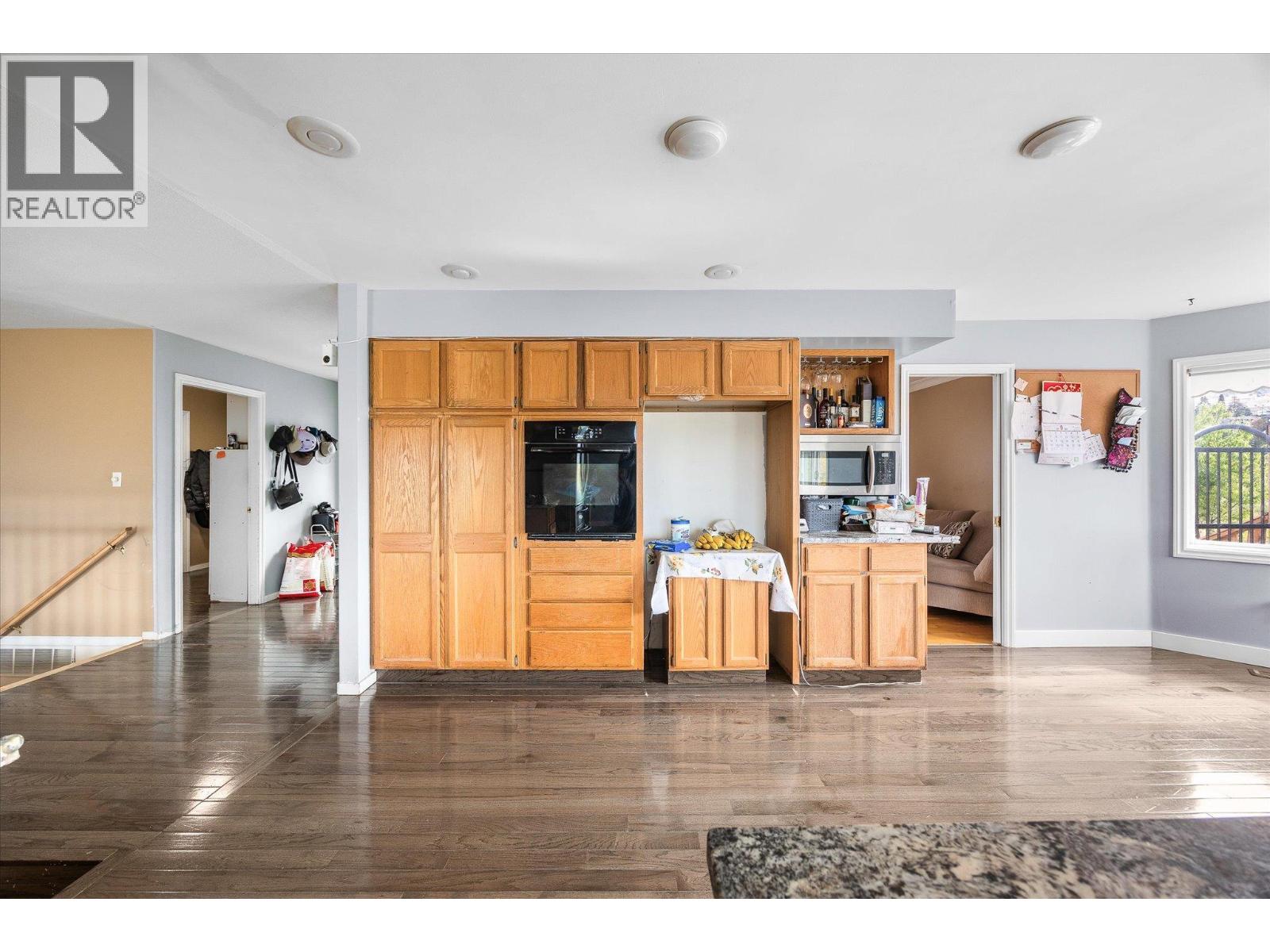 848 Webster Road Property Photo 13