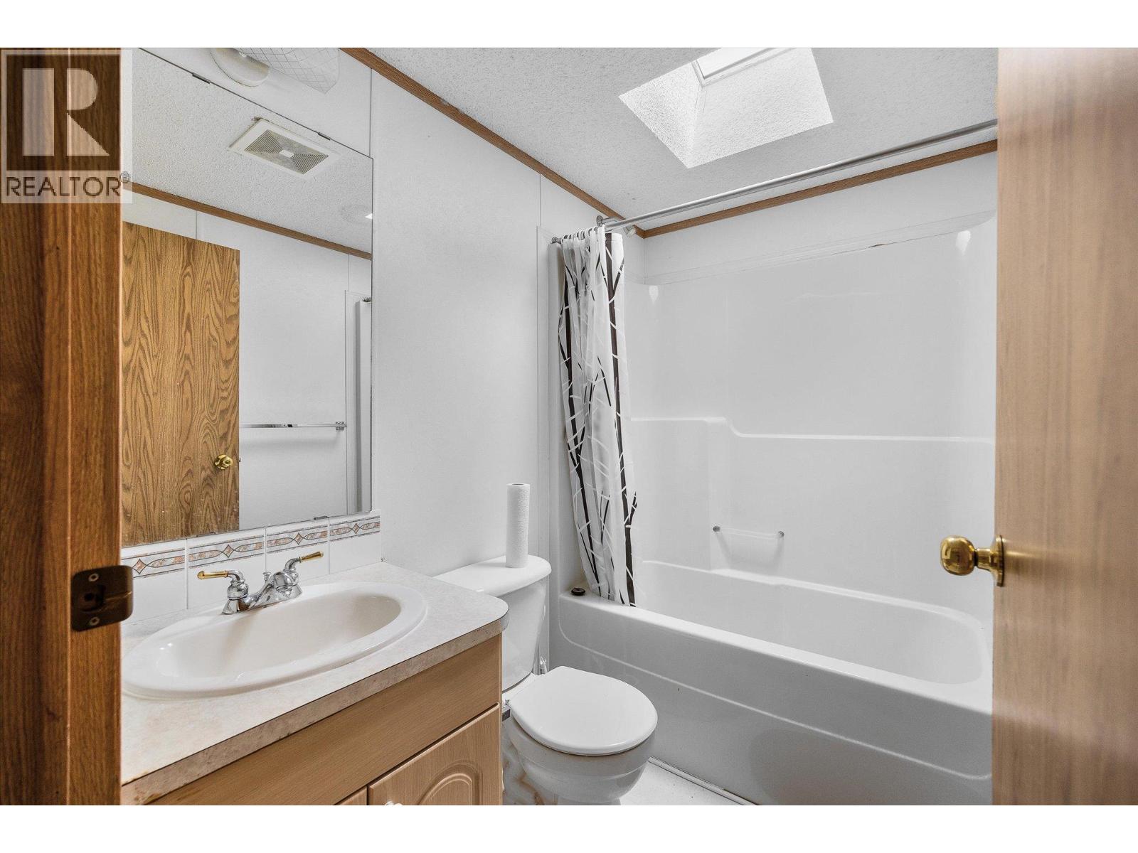 848 Webster Road Property Photo 34
