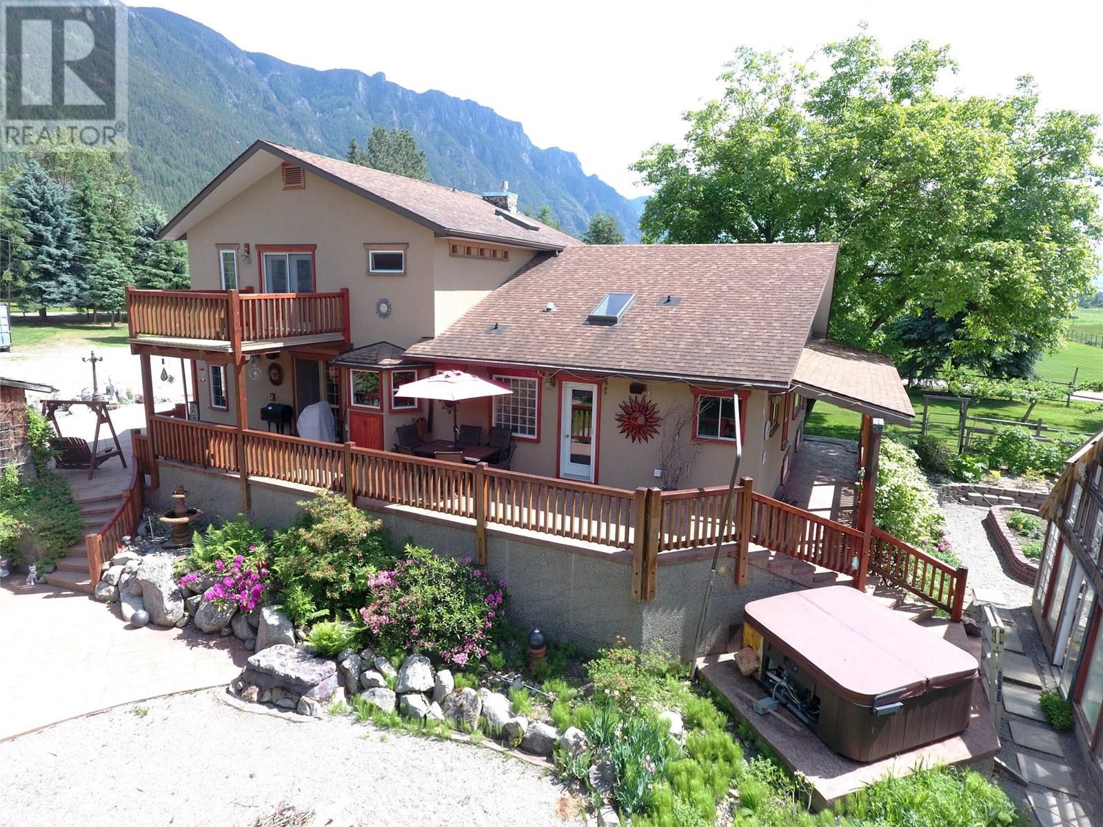 4554 44th Street Property Photo 1