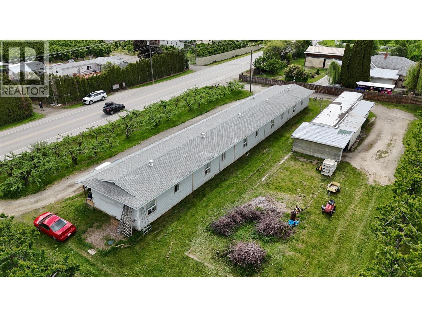 3318 Erickson Road Property Photo 4