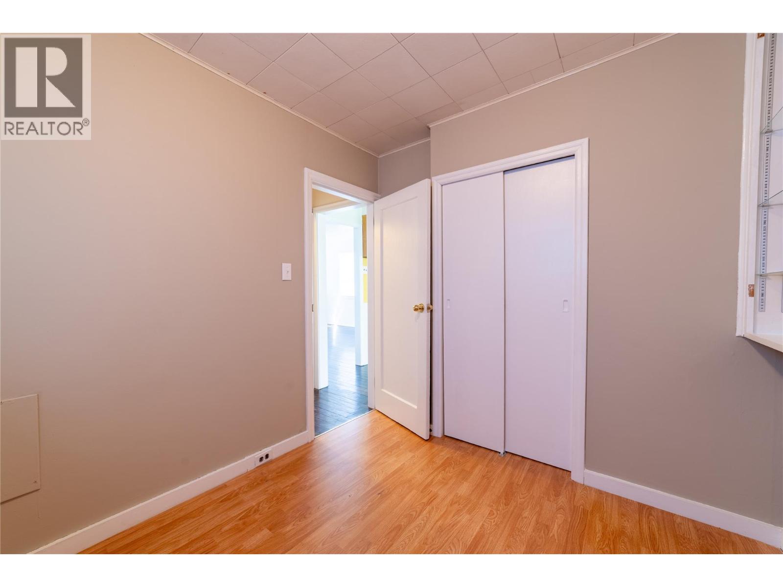 319 High Street Property Photo 19