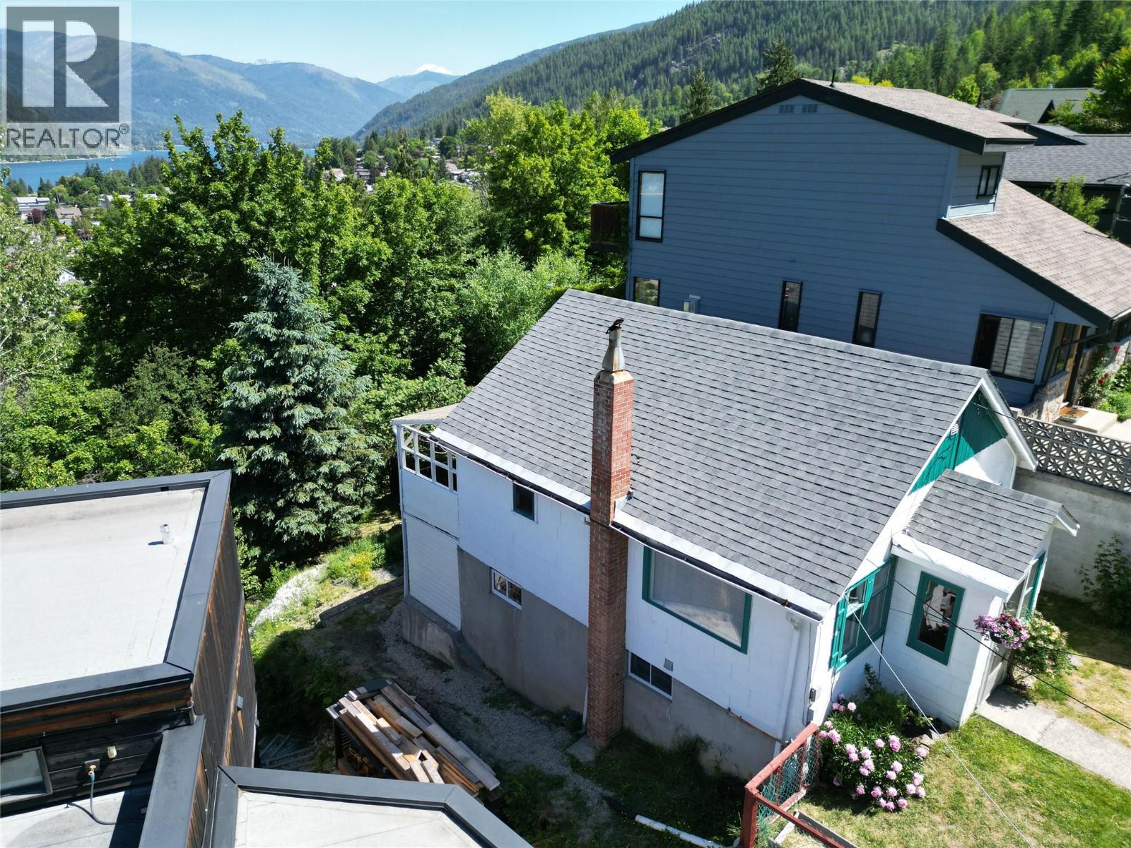 319 High Street Property Photo 29