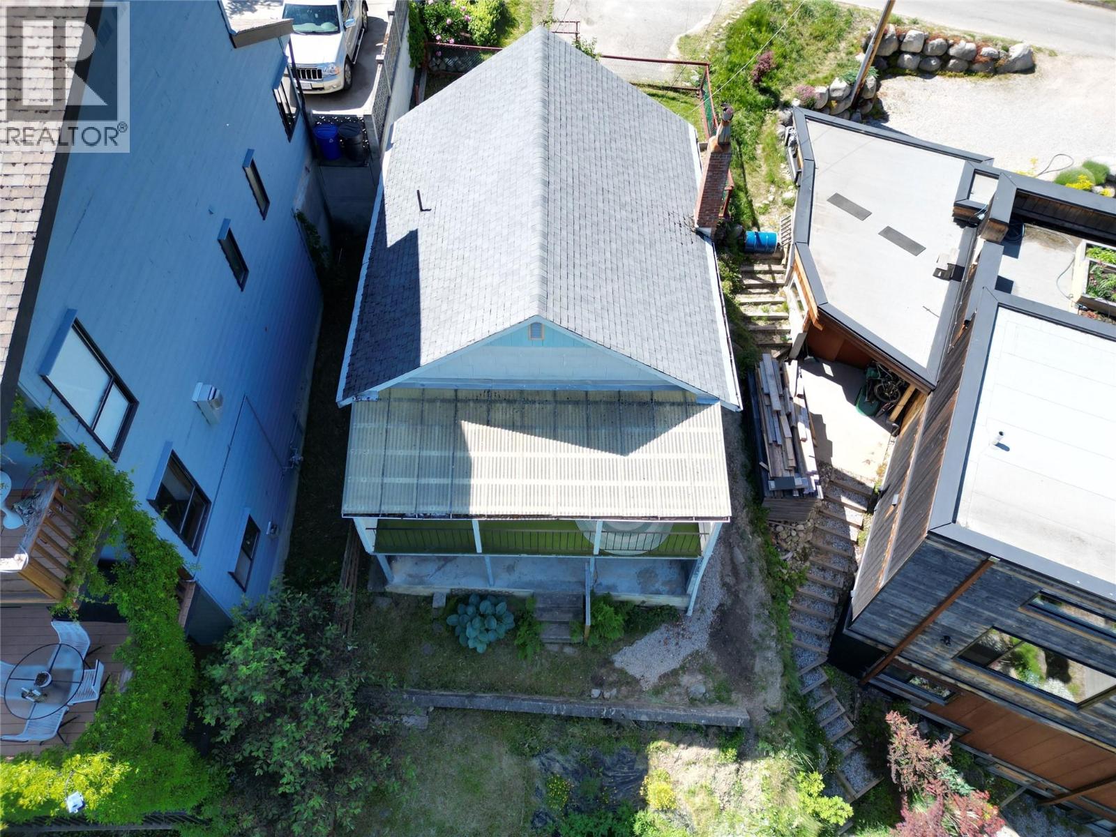 319 High Street Property Photo 33