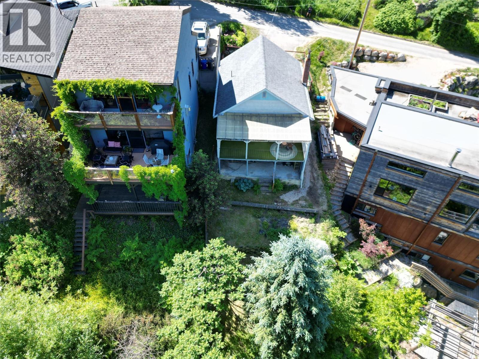 319 High Street Property Photo 34