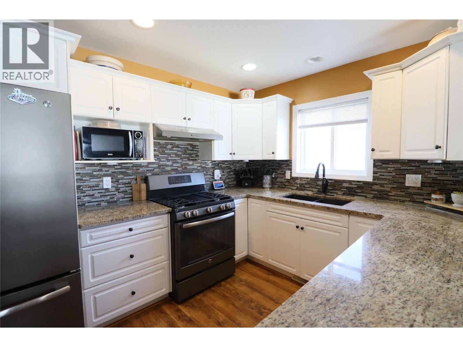 2160 Brycen Place Property Photo 27
