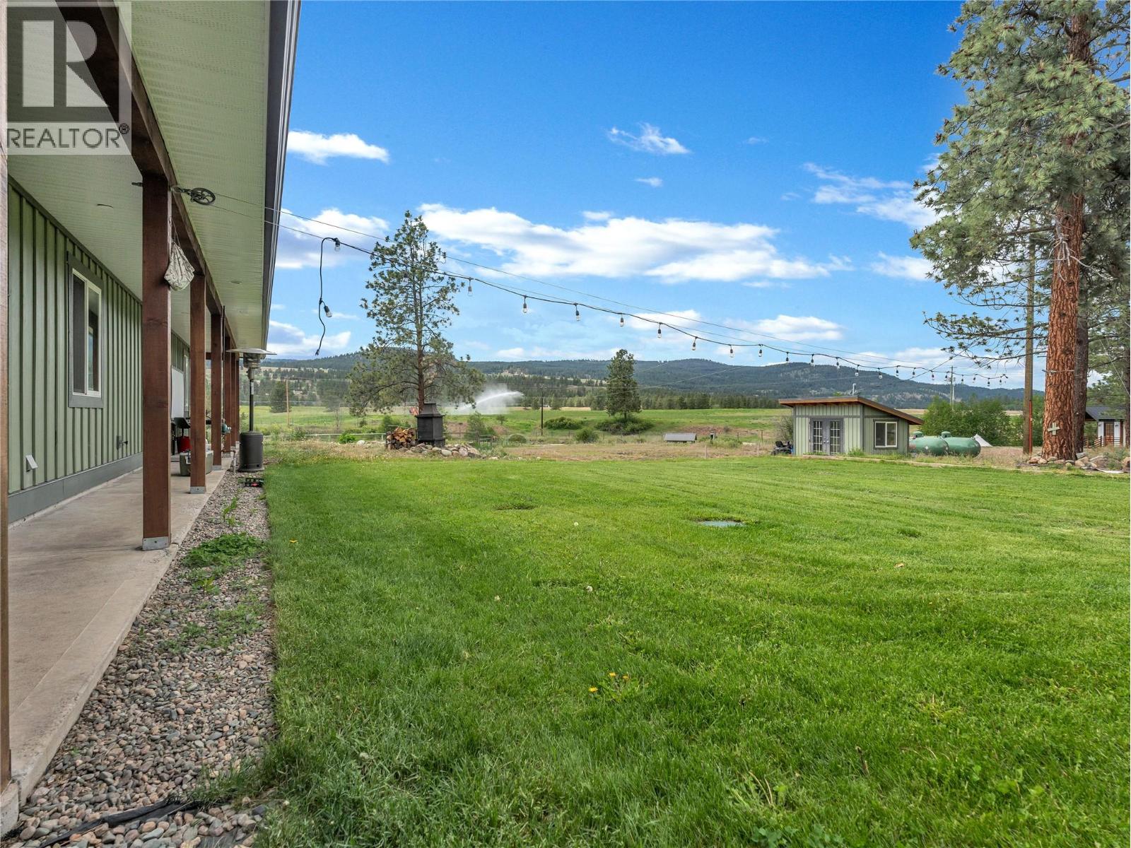 422 Huey Road Property Photo 13