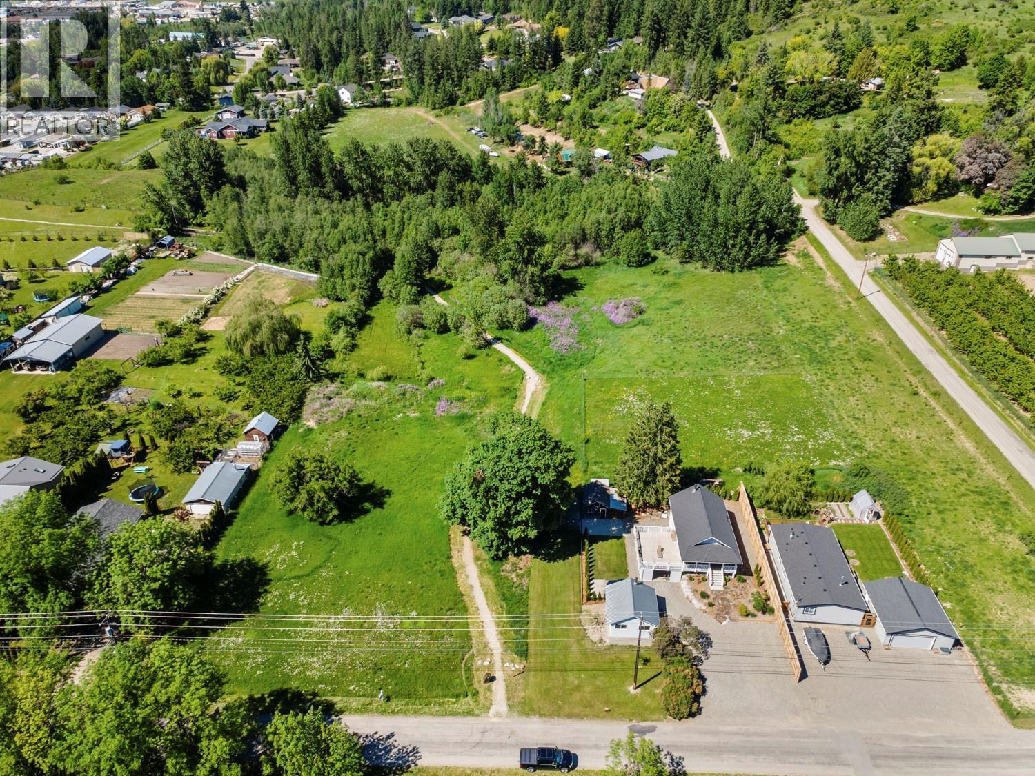 924 Devon Street Property Photo 2