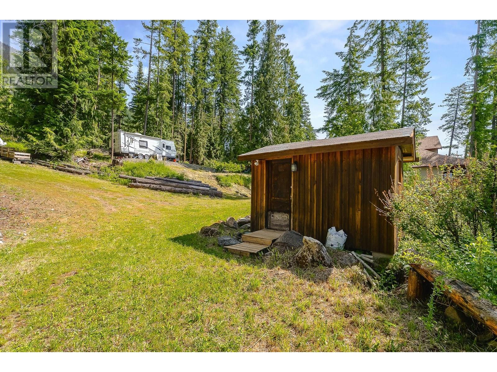 8486 Horseshoe Bay Road Property Photo 18