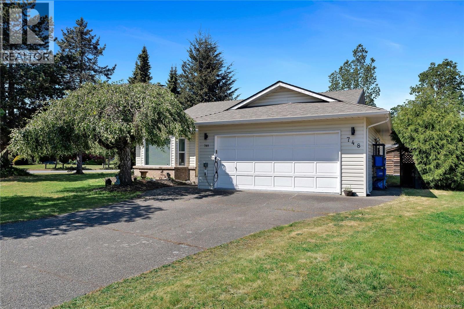 748 Macan Pl Property Photo 1
