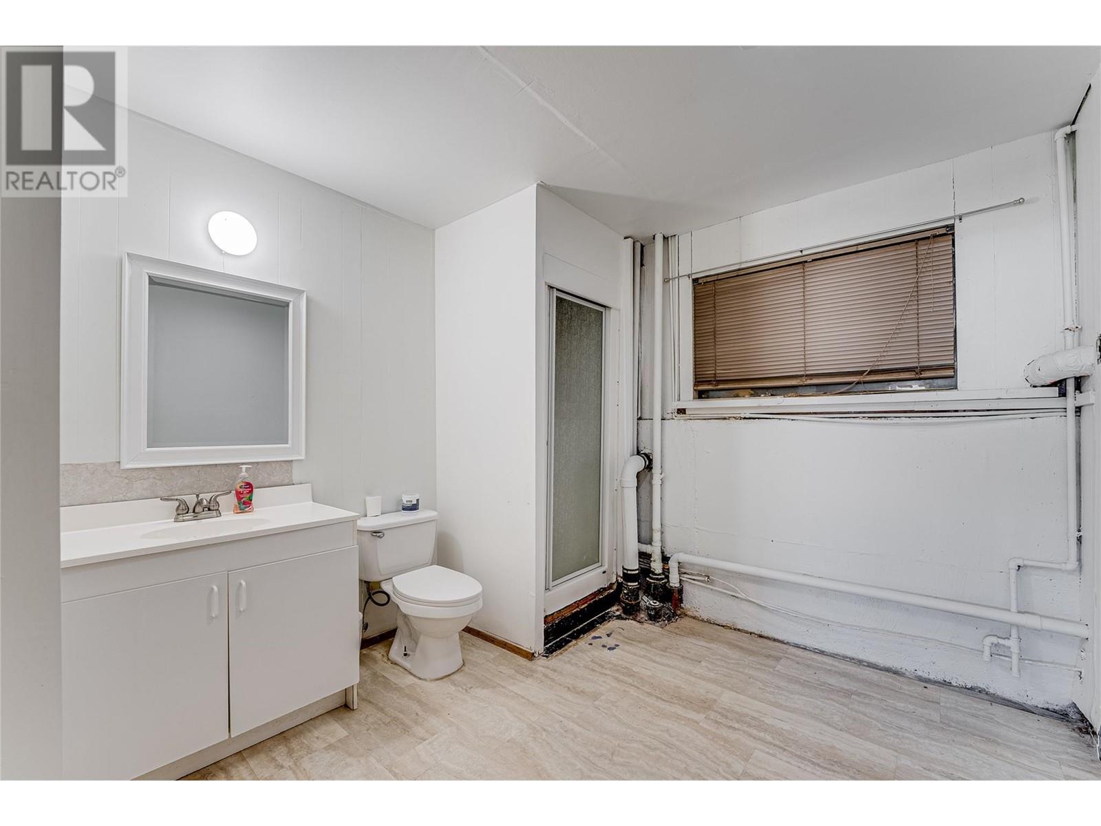 6650 Okanagan Avenue Property Photo 37