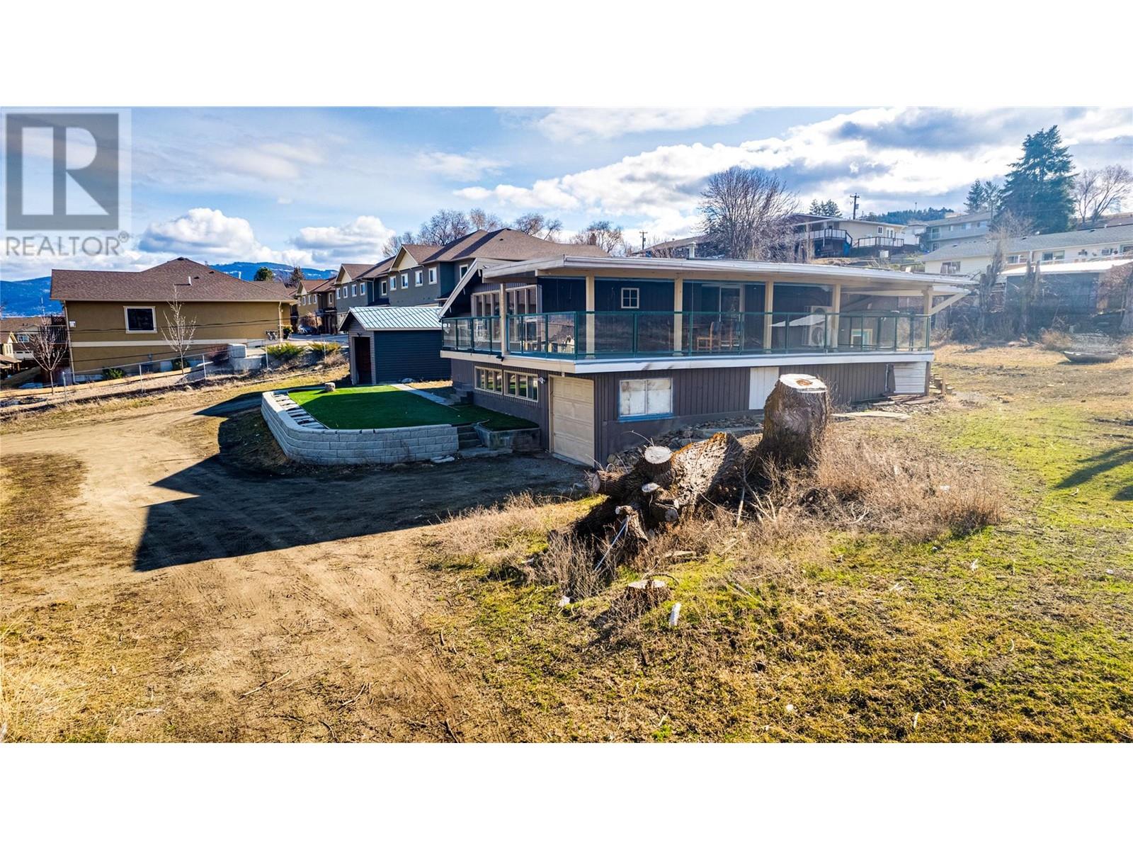 6650 Okanagan Avenue Property Photo 14