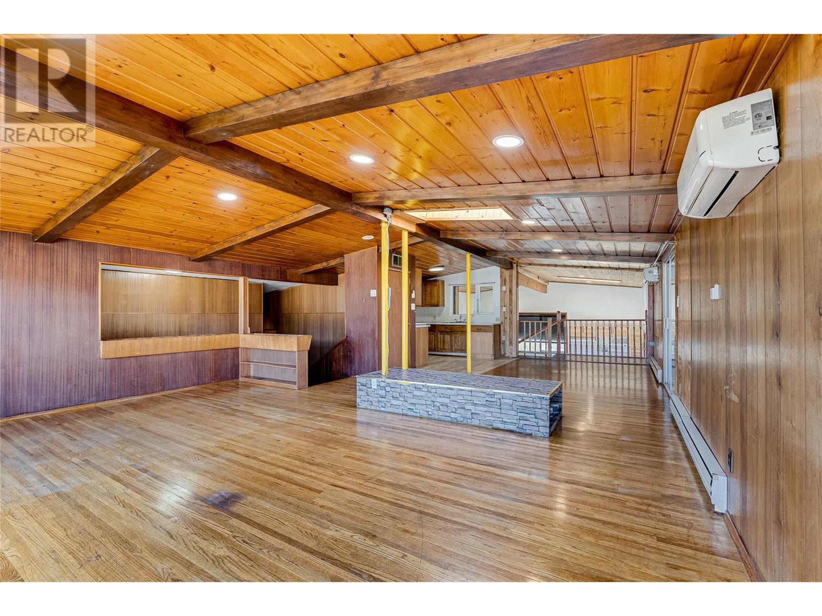 6650 Okanagan Avenue Property Photo 29