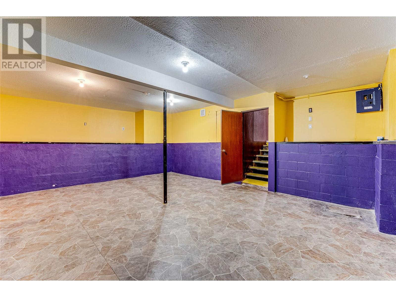 6650 Okanagan Avenue Property Photo 46