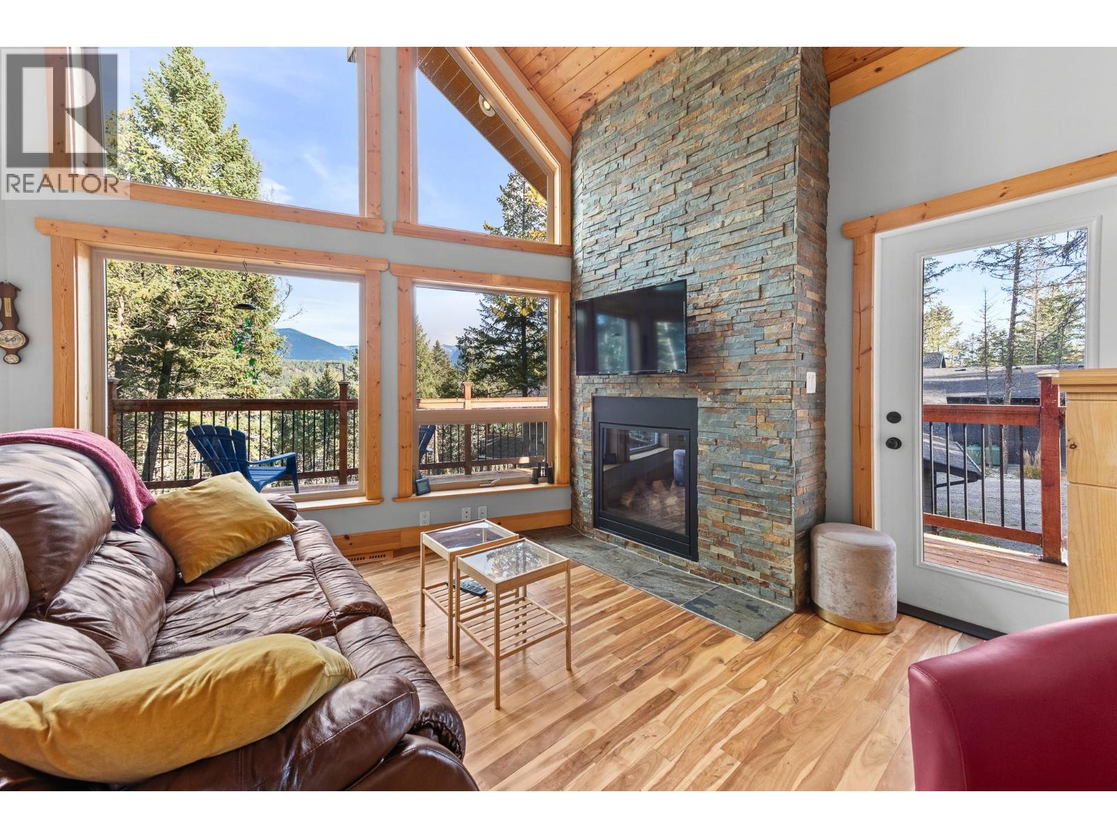 9881 Osprey Landing Drive Property Photo 13