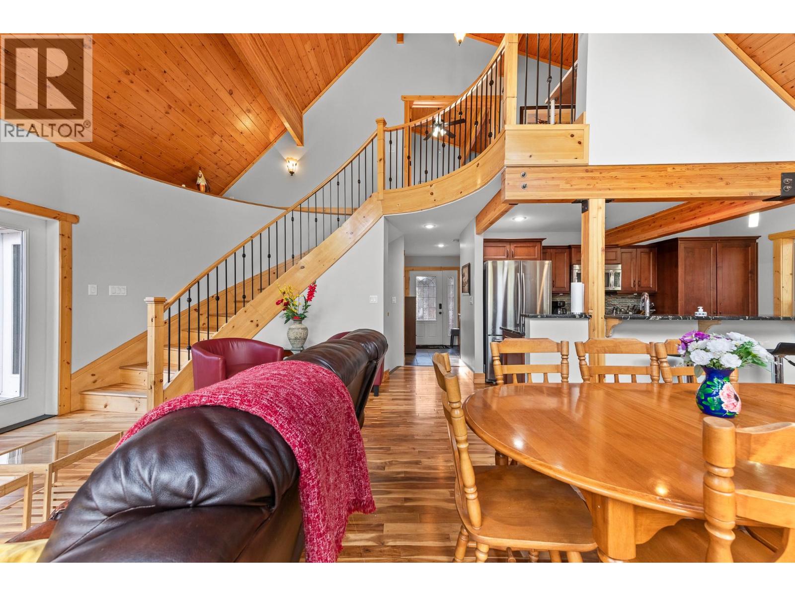 9881 Osprey Landing Drive Property Photo 15