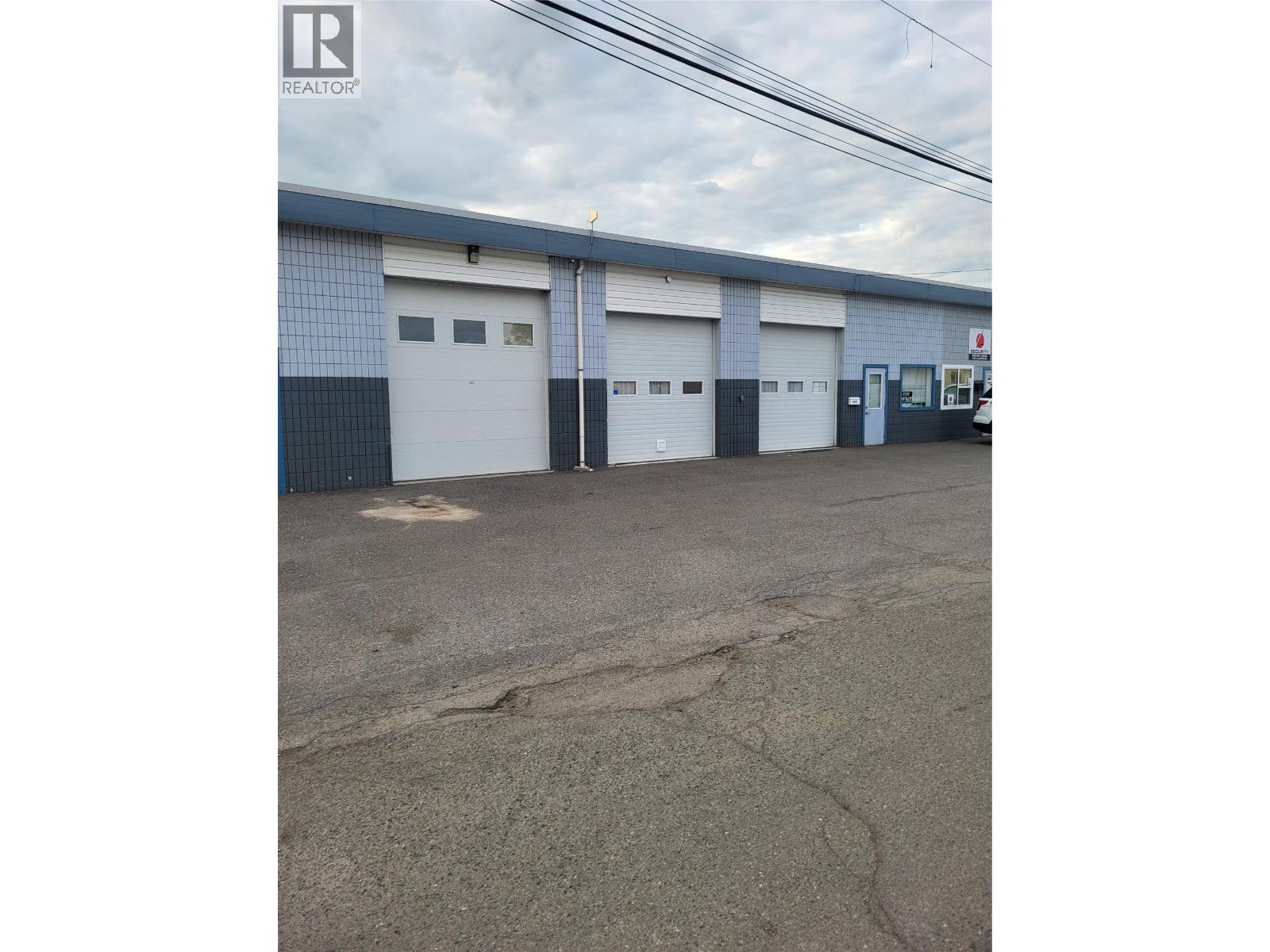 150 Larkspur Street Property Photo 2