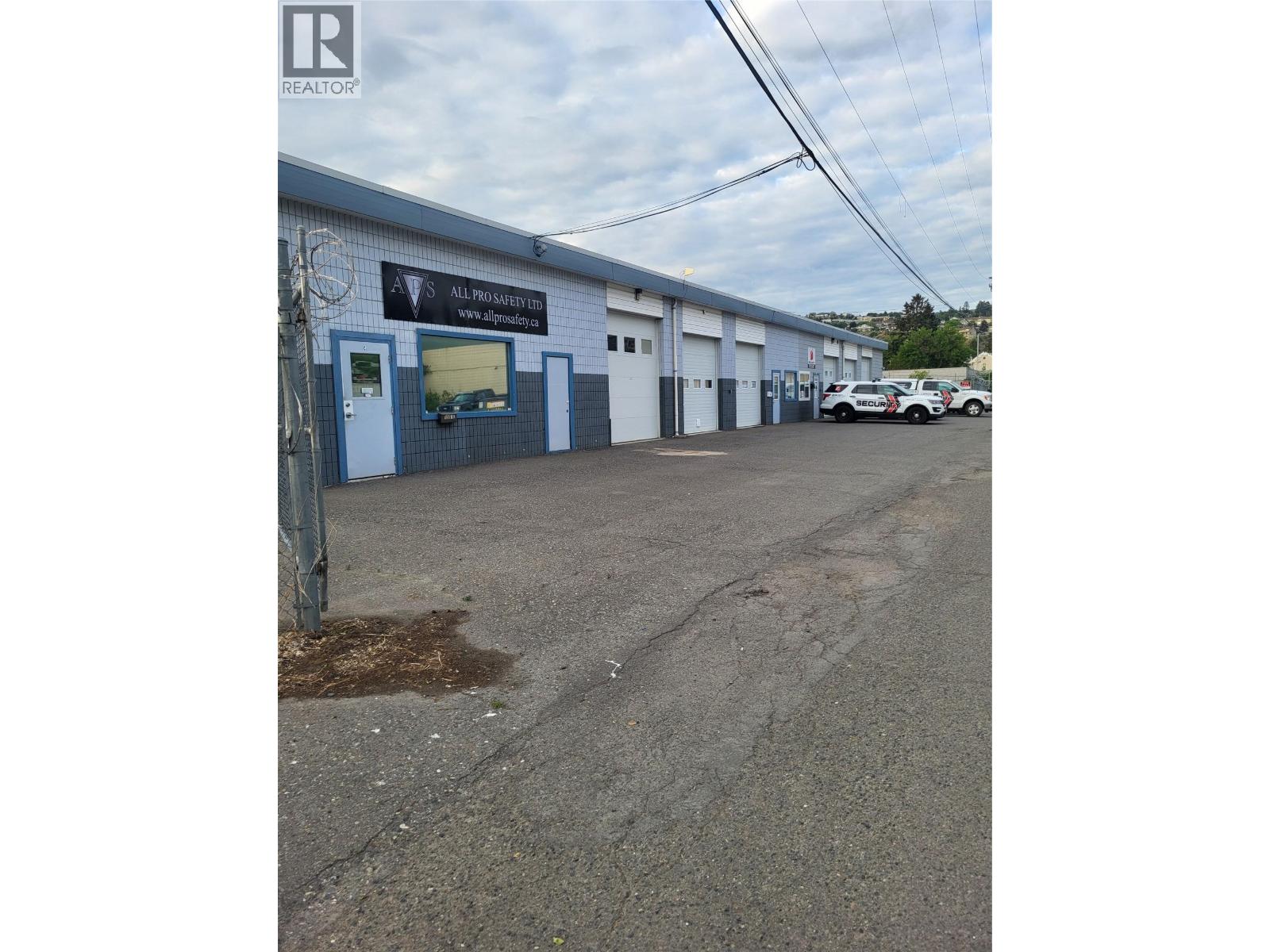 150 Larkspur Street Property Photo 3