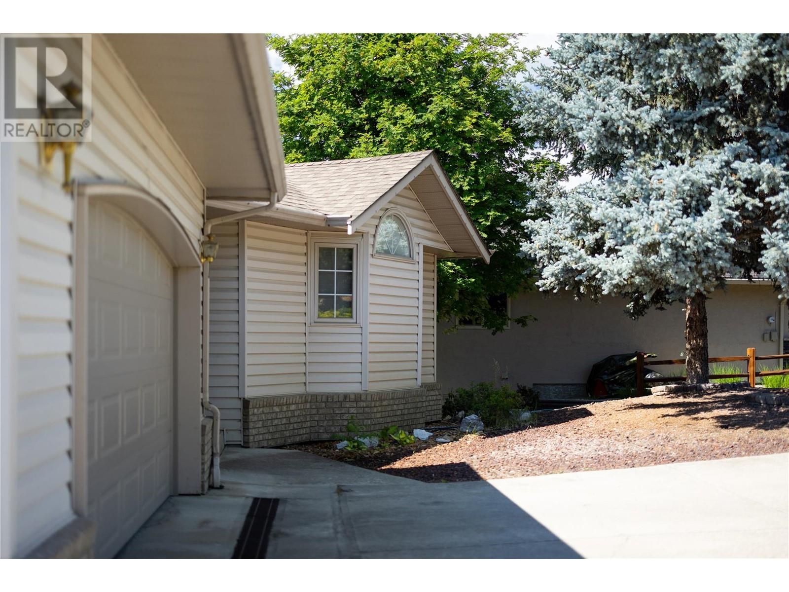 8827 Michael Drive Property Photo 22