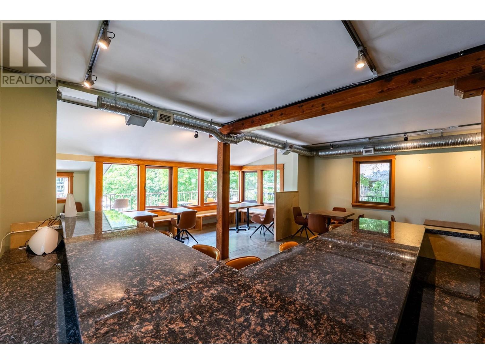 512 Hendryx Street Property Photo 14
