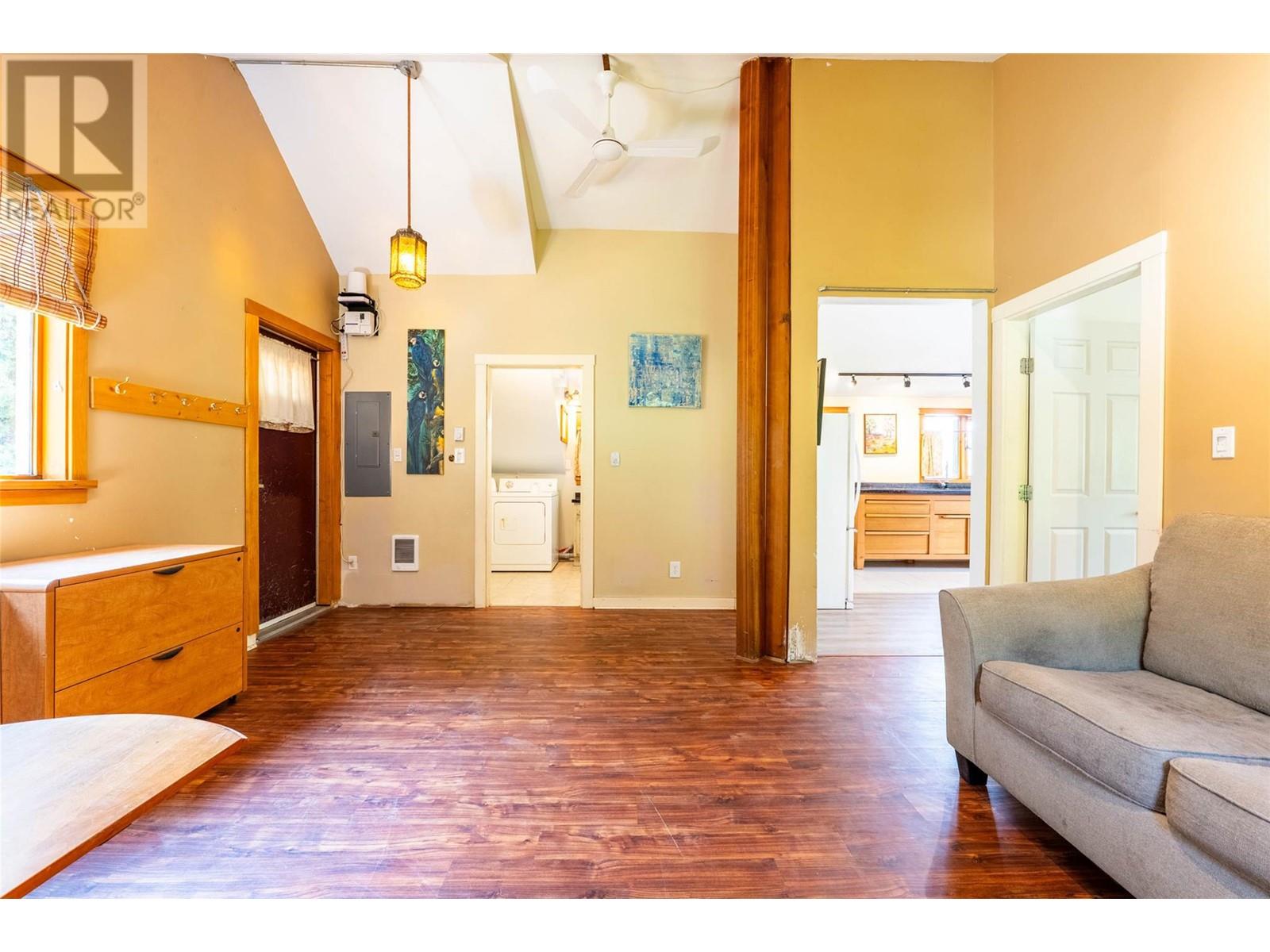 512 Hendryx Street Property Photo 65