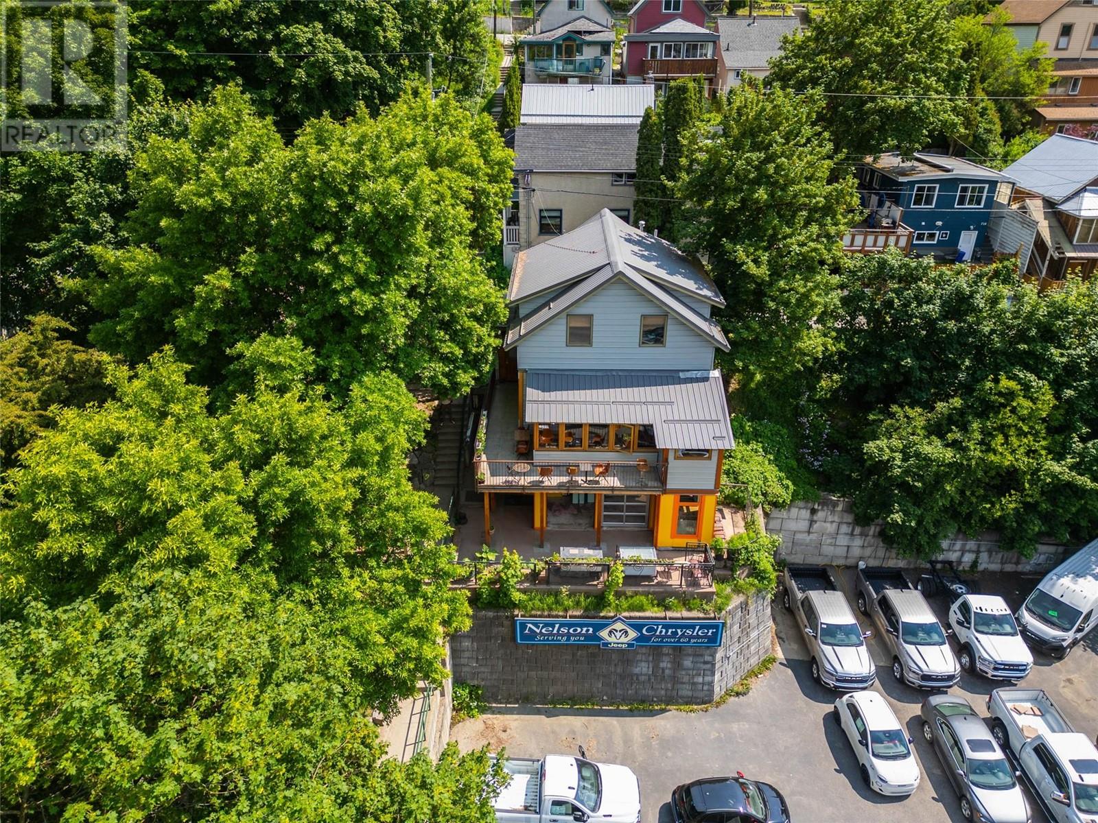 512 Hendryx Street Property Photo 85