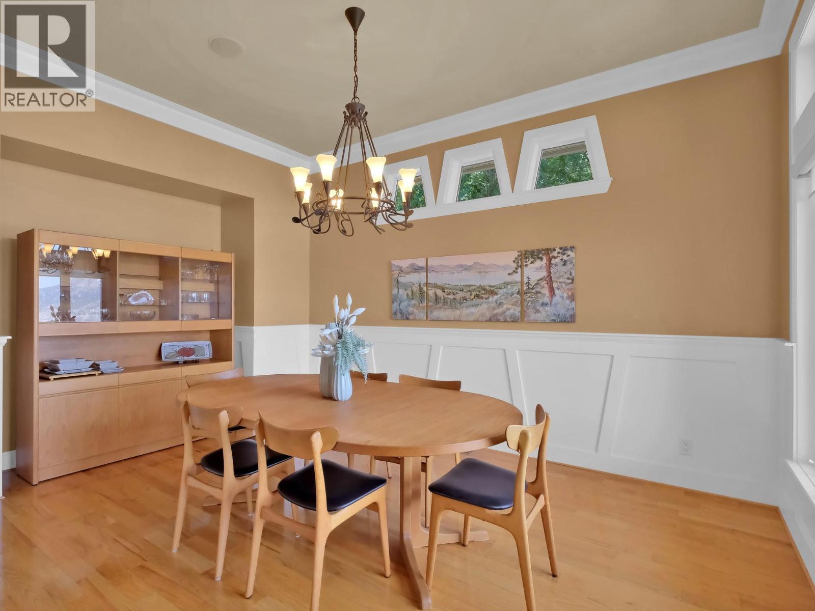 156 Vancouver Place Property Photo 11