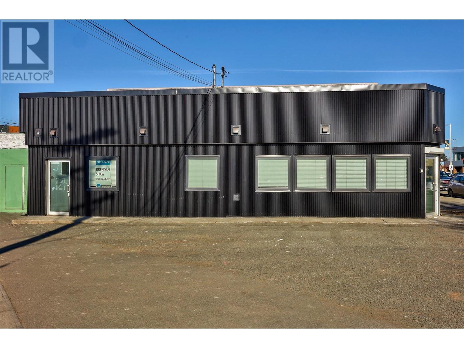 405B Tranquille Road Property Photo 1