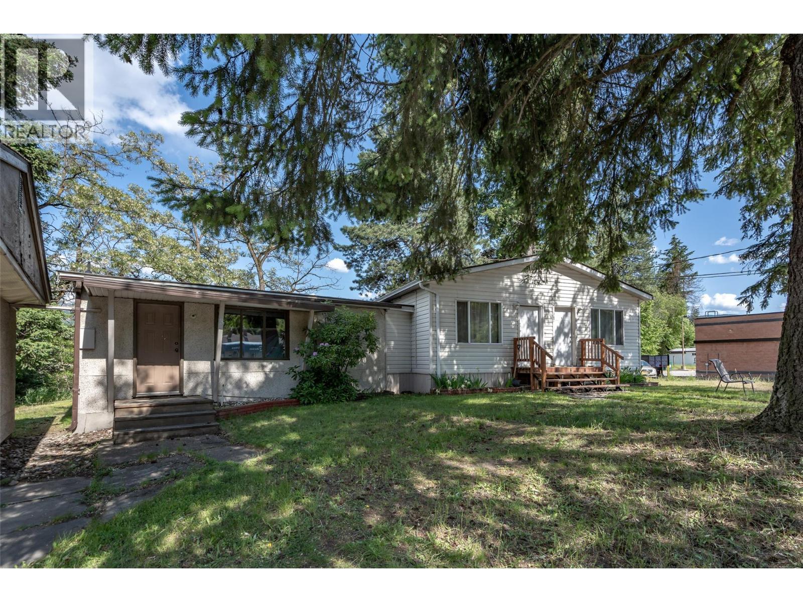 1451 Columbia Avenue Property Photo 6