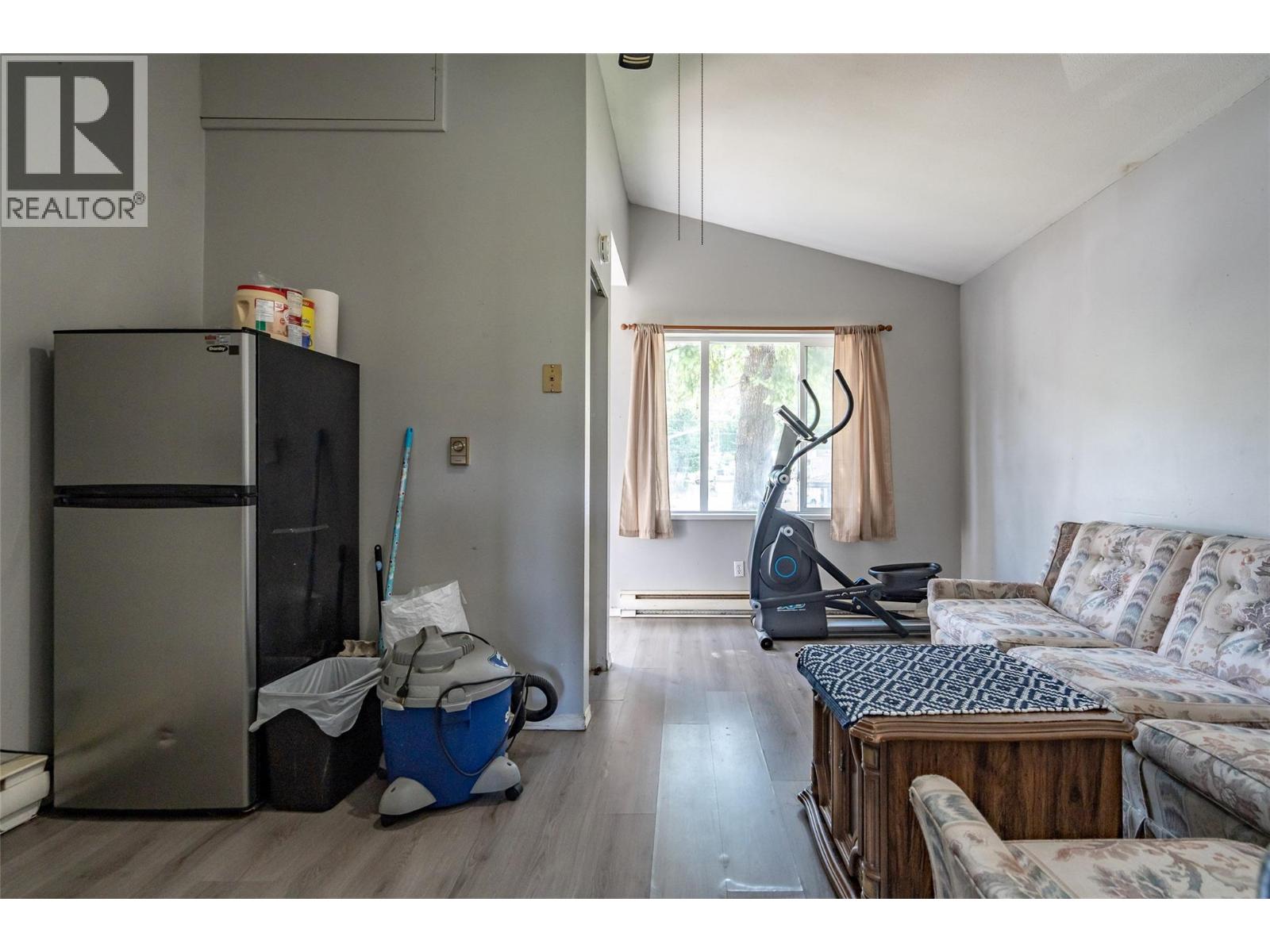 1451 Columbia Avenue Property Photo 54