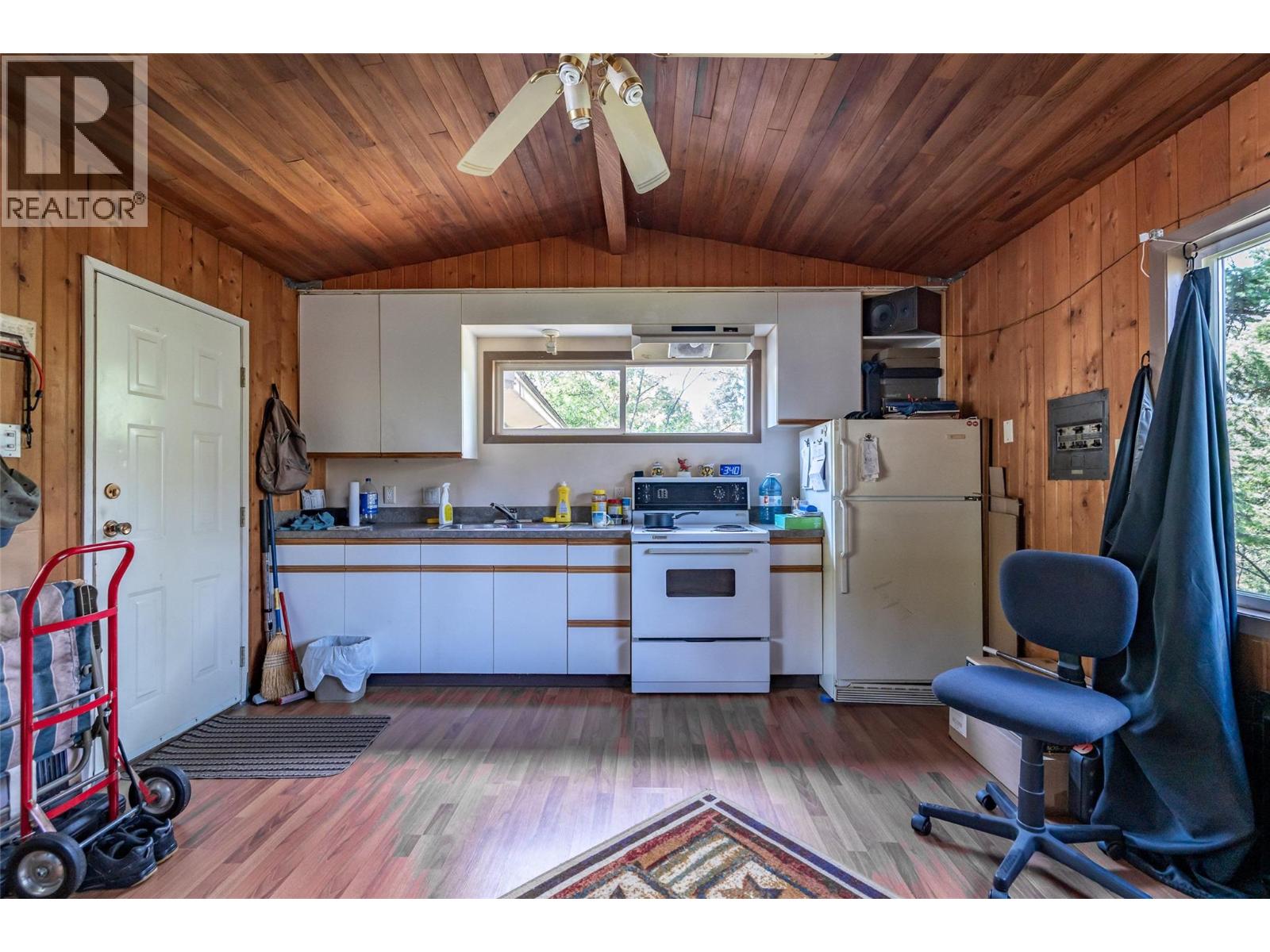 1451 Columbia Avenue Property Photo 56