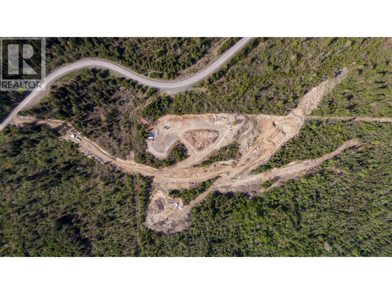 9190 Silver Star Road Property Photo 2