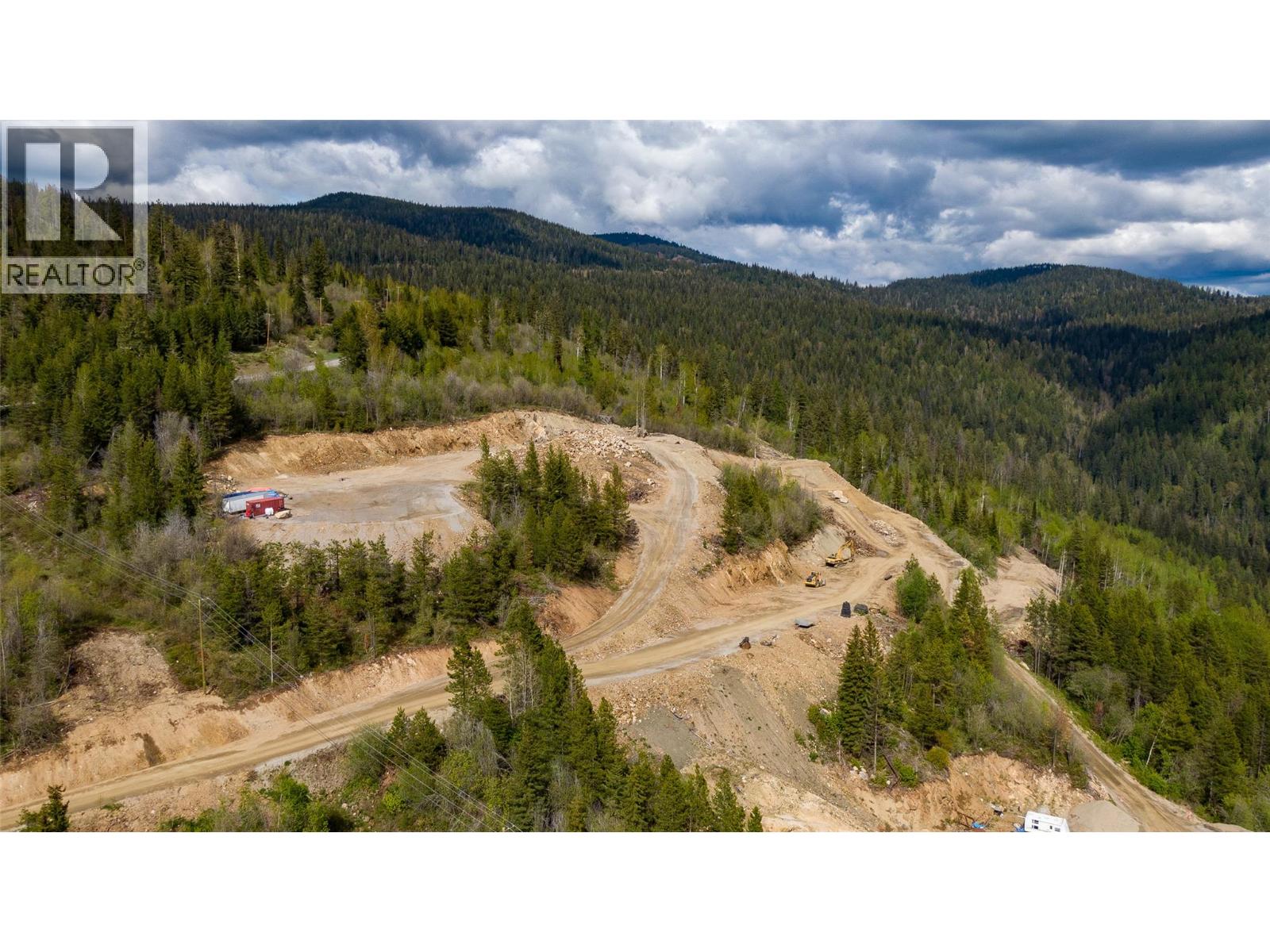 9190 Silver Star Road Property Photo 3