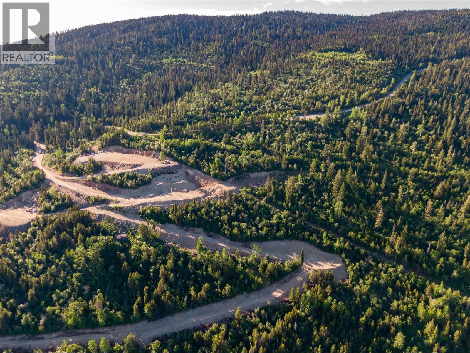 9190 Silver Star Road Property Photo 4