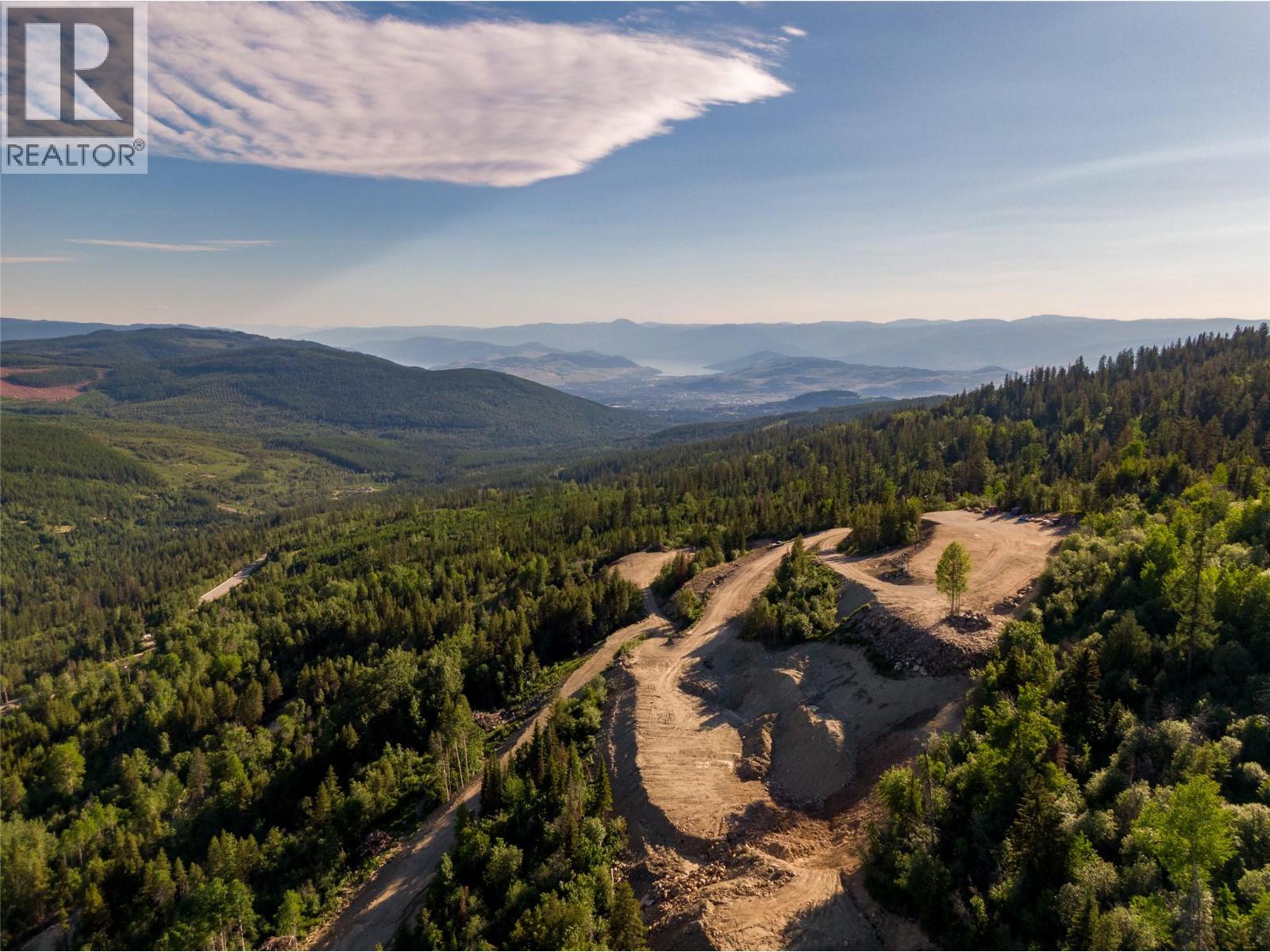 9190 Silver Star Road Property Photo 8