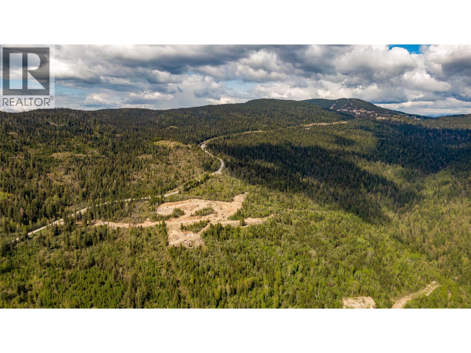 9190 Silver Star Road Property Photo 13