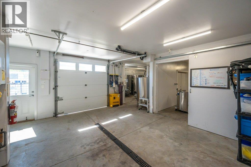 5381 97 Highway Property Photo 20