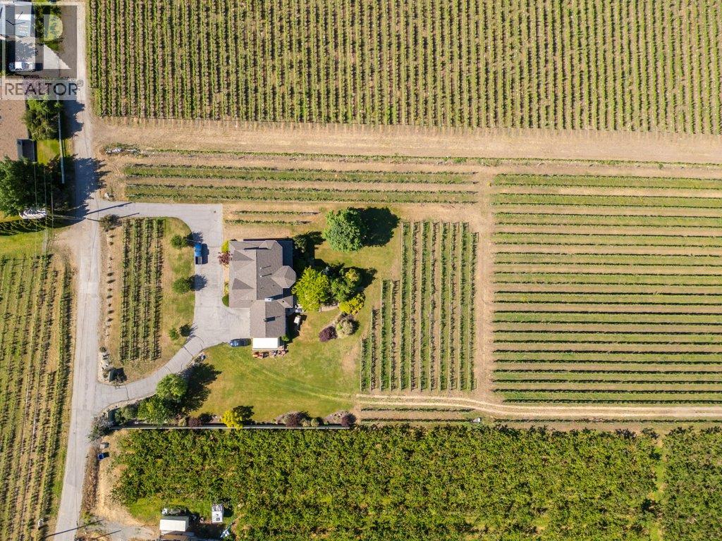 5381 97 Highway Property Photo 38