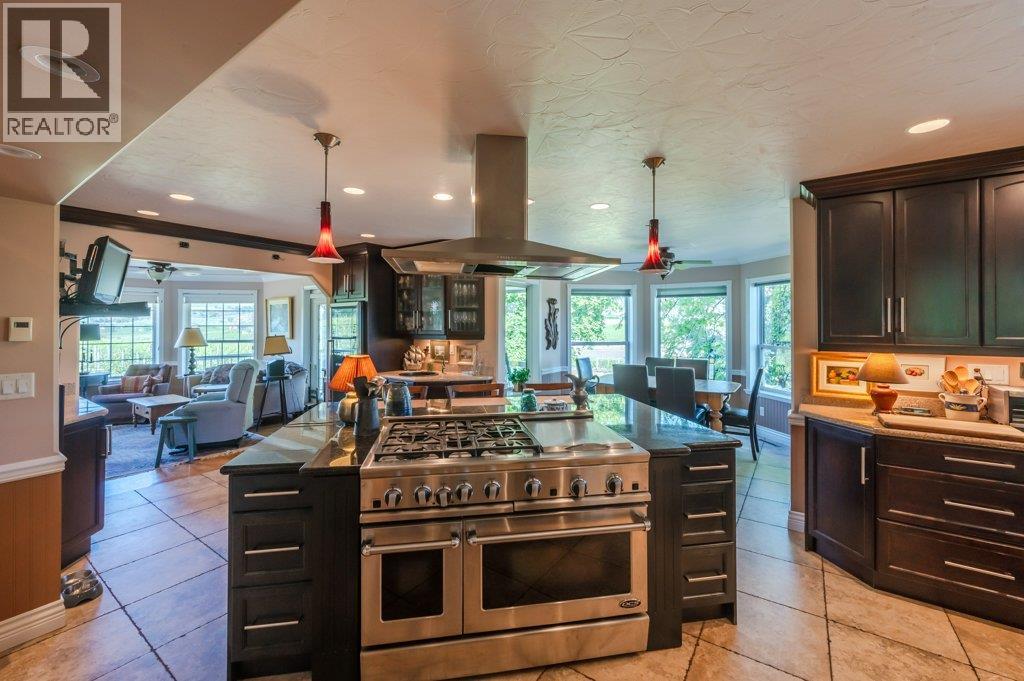 5381 97 Highway Property Photo 52