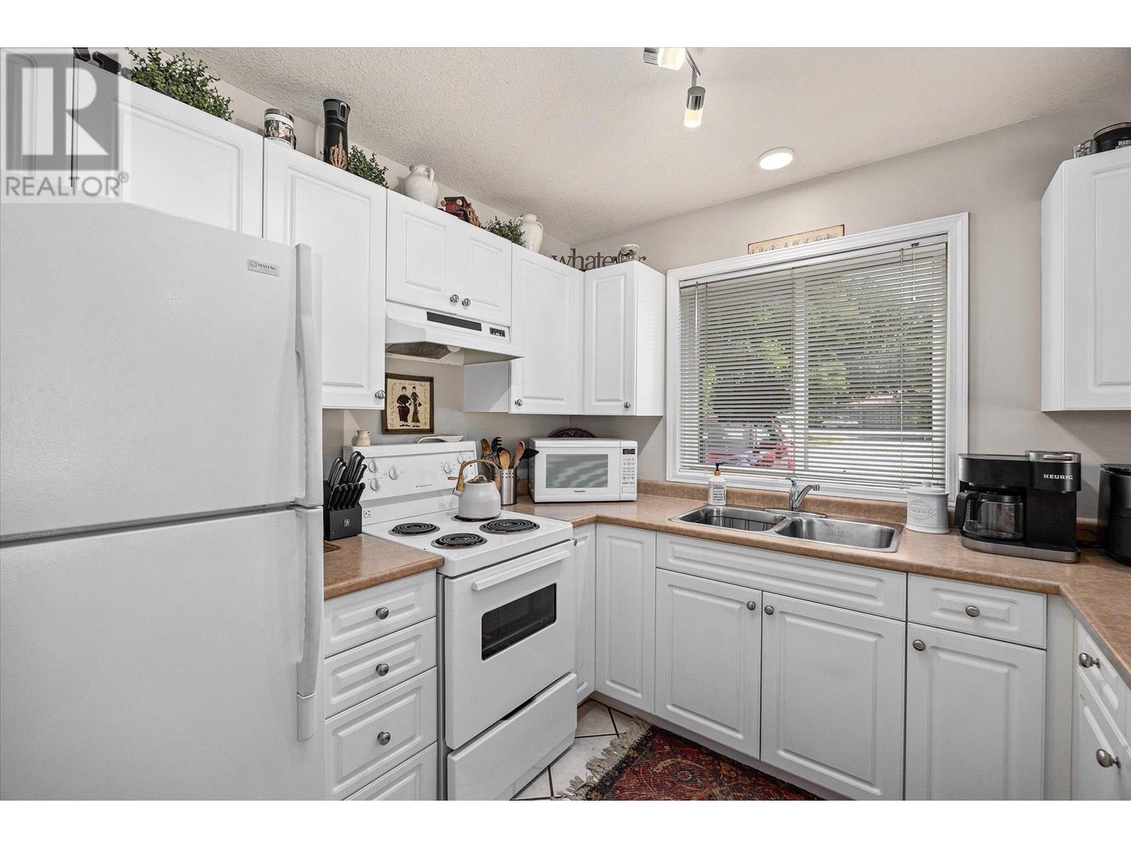 1404 Inkar Road Property Photo 6