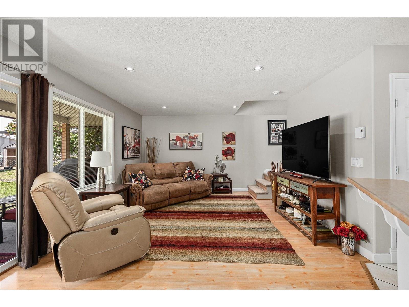 1404 Inkar Road Property Photo 10