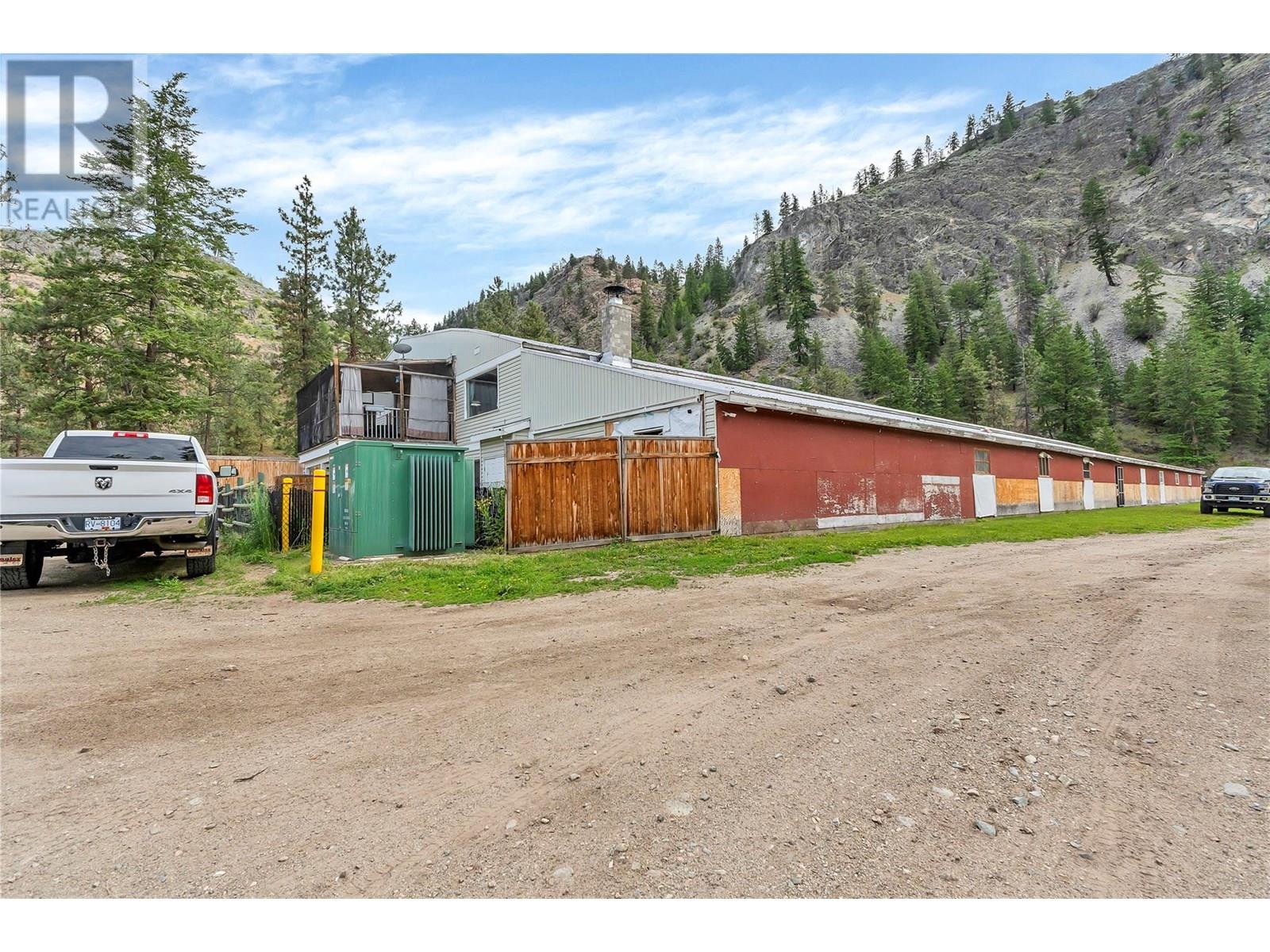 3803 Mclean Creek Road Property Photo 19