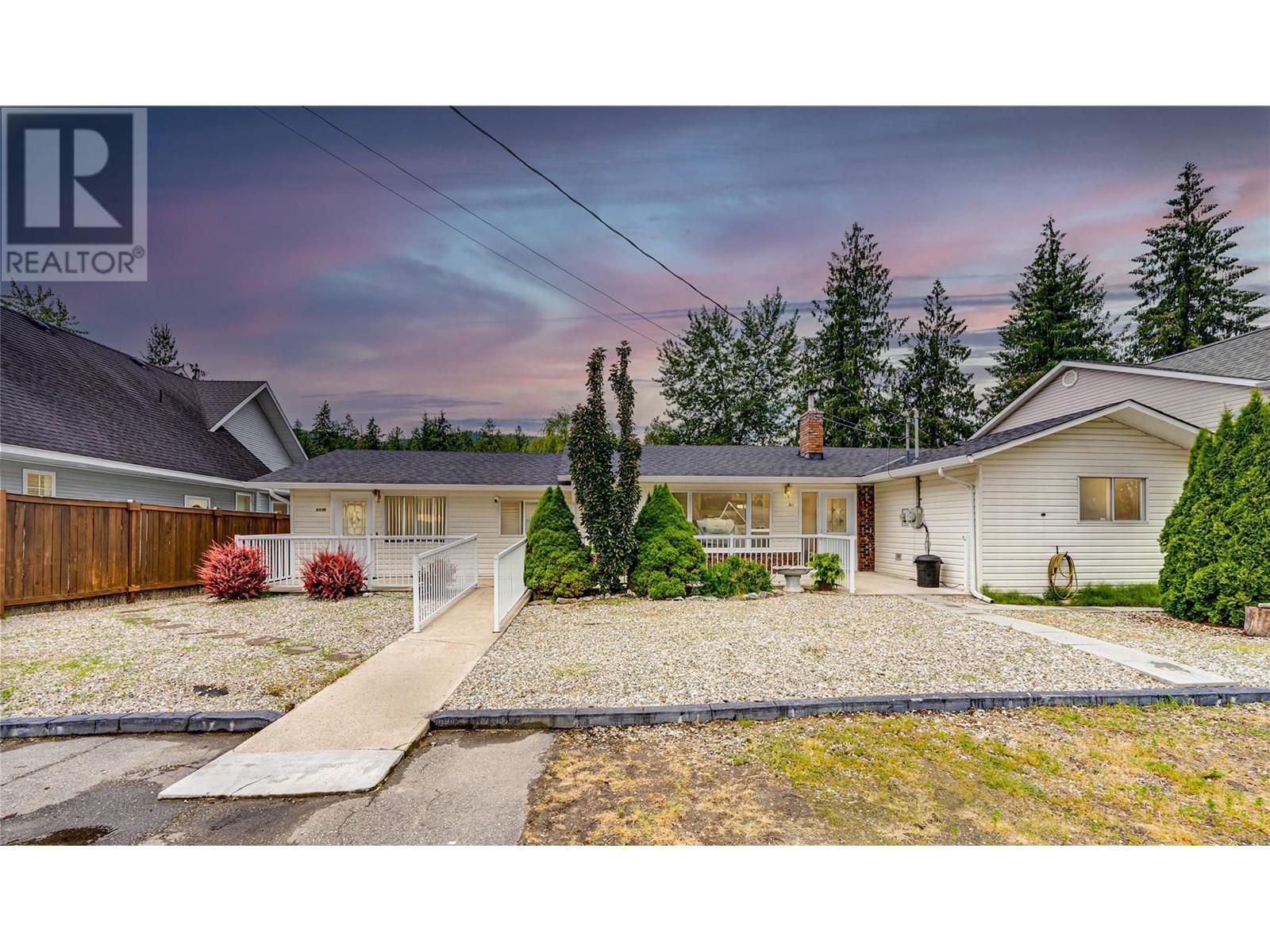402 Oak Avenue Property Photo 1