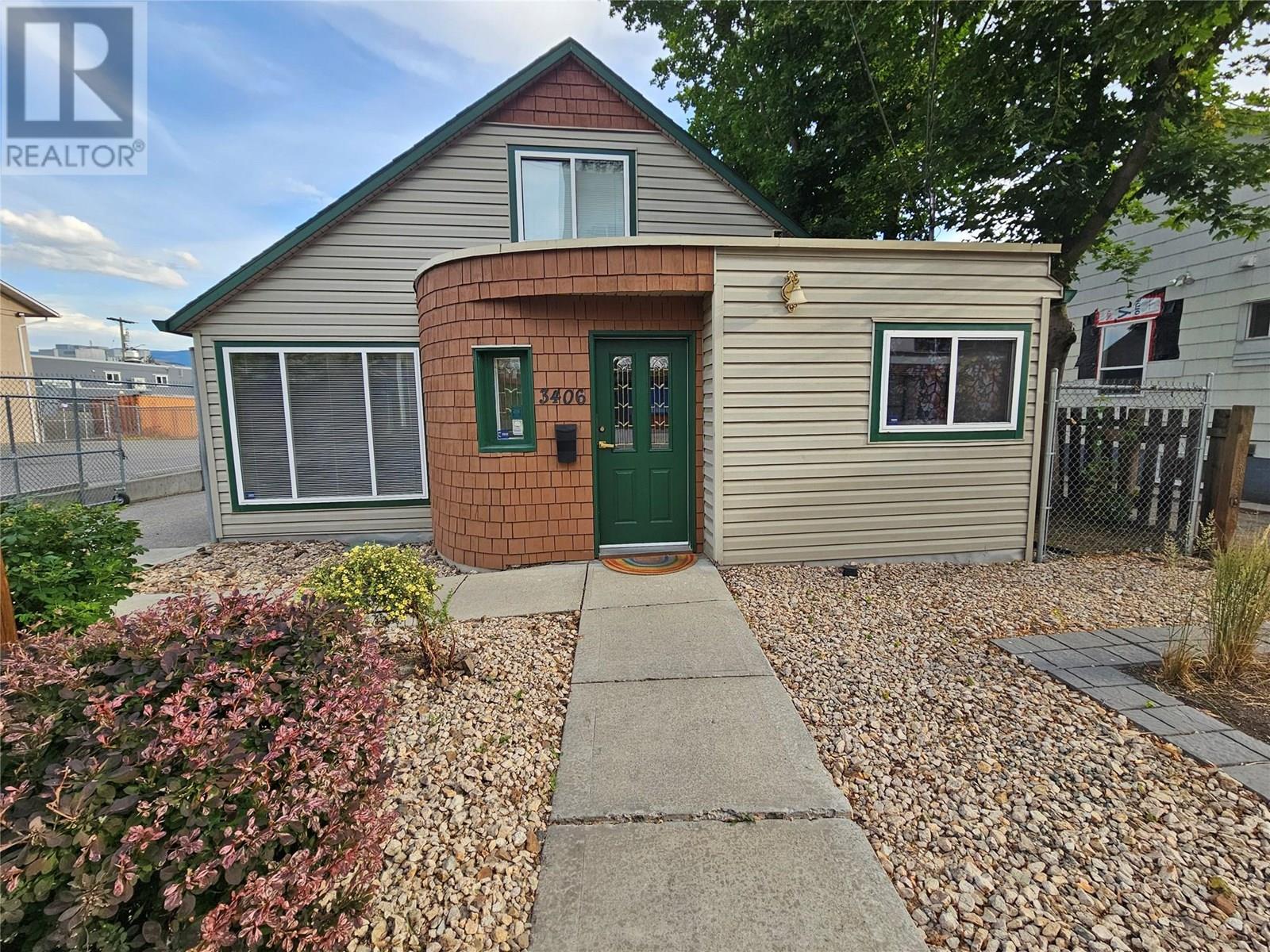 3406 28 Avenue Property Photo 1