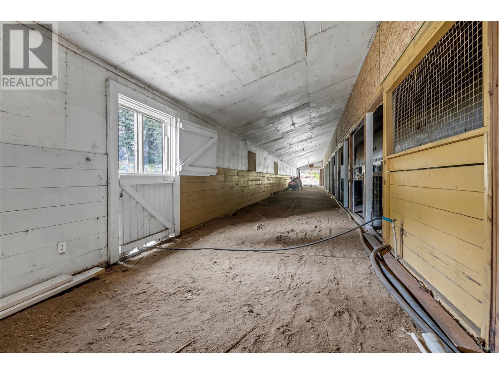 3803 Mclean Creek Road Property Photo 32